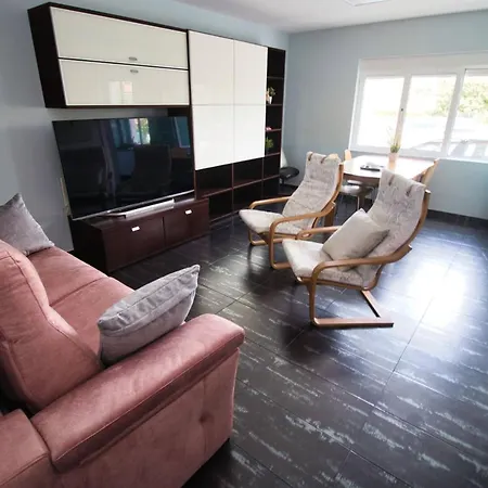 Διαμέρισμα Nordes Turisticos - Bañugues