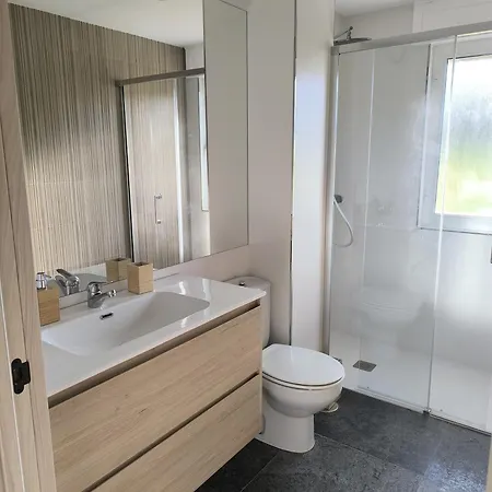 Nordes Turisticos - * Bañugues