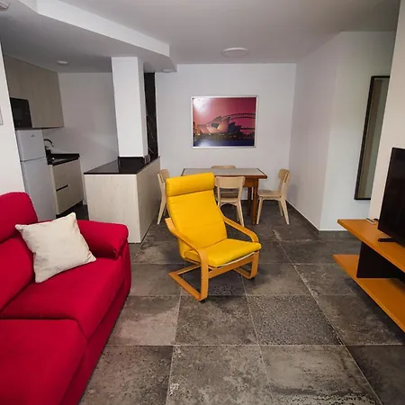 Nordes Turisticos - דירה Bañugues